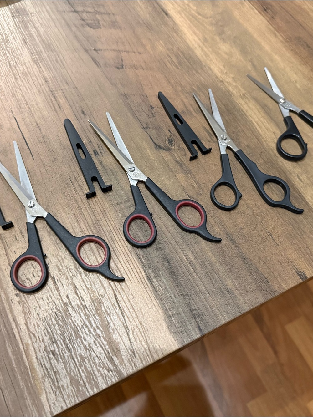 WAHL Hair Cutting Shears/Barber Scissors Set(4 pairs)
